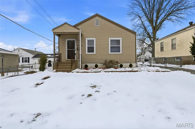 $184,900 | 10753 St Stephen Lane, St. Ann, MO 63074