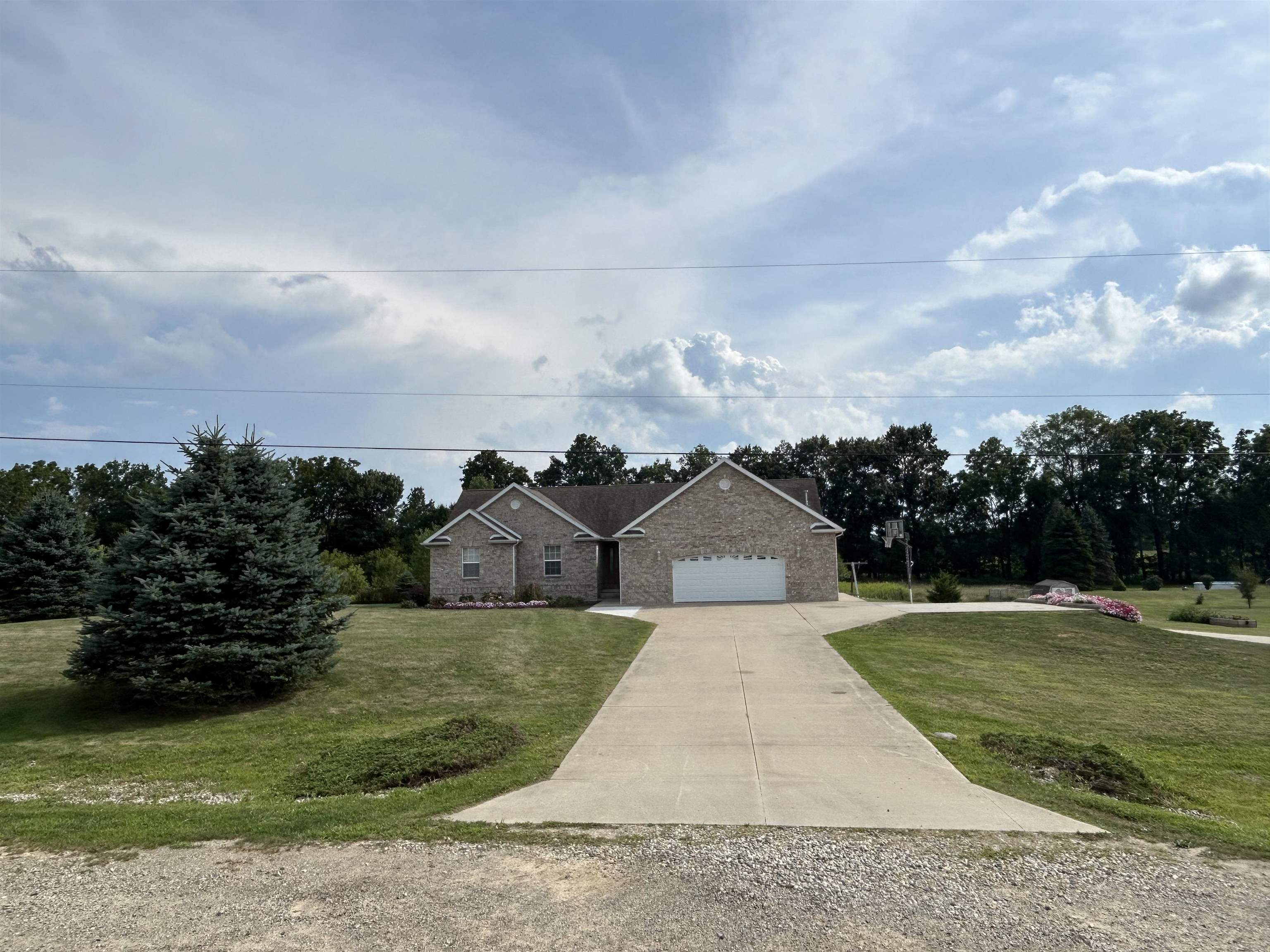2419 South Morrice Road Owosso, MI 48867 - Photo 4 of 34 Gallery Image 4