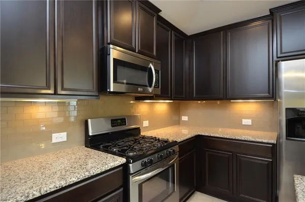 $2,500 | 12105 Harpster Bend, Austin, TX 78717