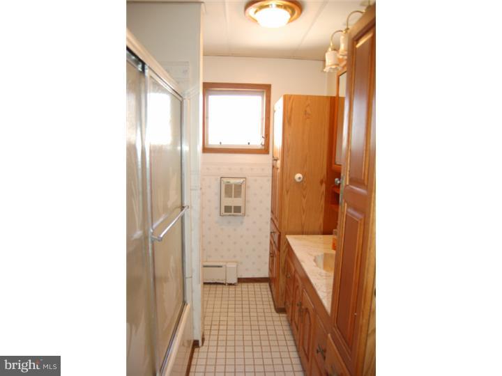 718 Brookhaven Road Wallingford, PA 19086 - Photo 15 of 25 Bathroom