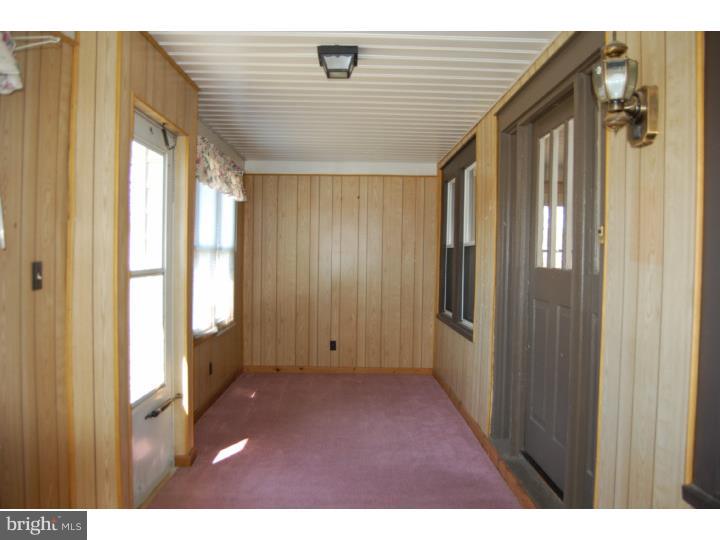 718 Brookhaven Road Wallingford, PA 19086 - Photo 4 of 25 Enclosed Porch
