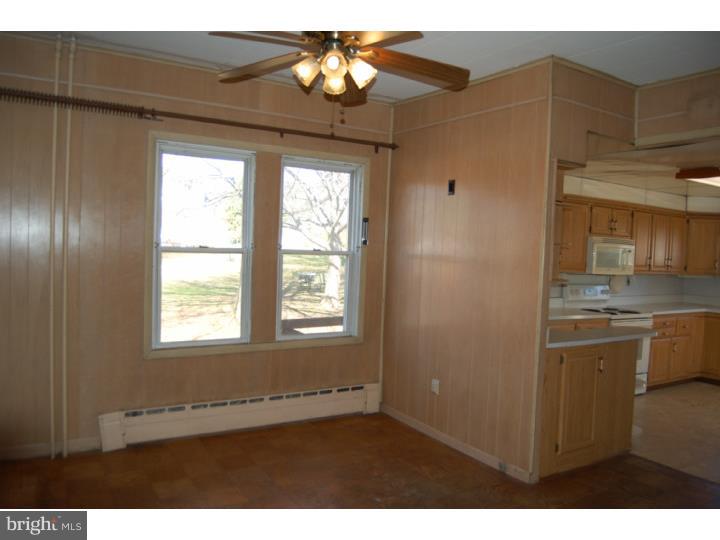 718 Brookhaven Road Wallingford, PA 19086 - Photo 8 of 25 Dining Room