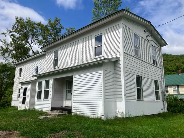 $269,000 | 49 Winter Street, Hardwick, VT 05843