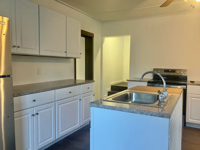 $269,000 | 49 Winter Street, Hardwick, VT 05843