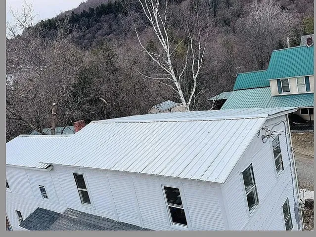 $269,000 | 49 Winter Street, Hardwick, VT 05843