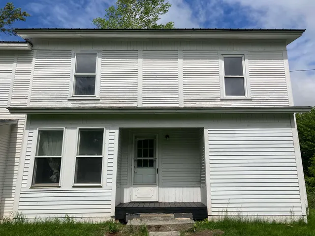$269,000 | 49 Winter Street, Hardwick, VT 05843