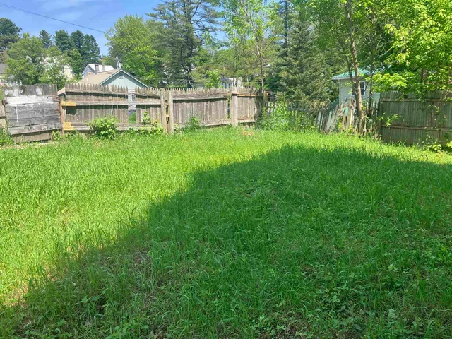 $269,000 | 49 Winter Street, Hardwick, VT 05843