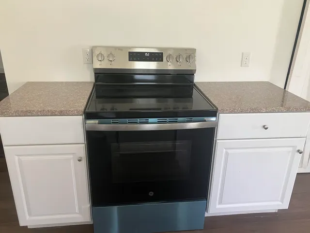 $269,000 | 49 Winter Street, Hardwick, VT 05843