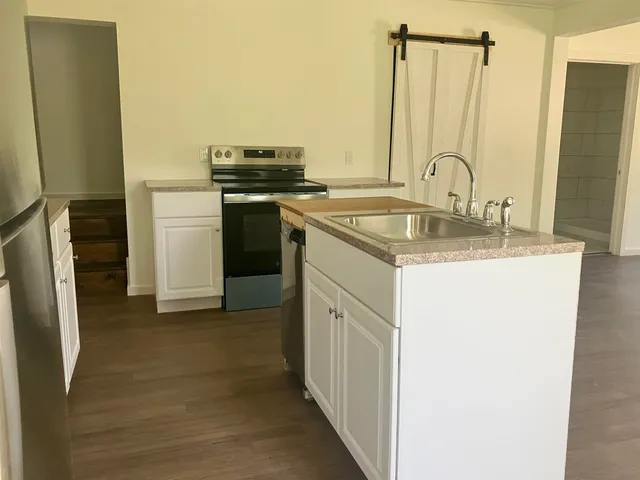 $269,000 | 49 Winter Street, Hardwick, VT 05843