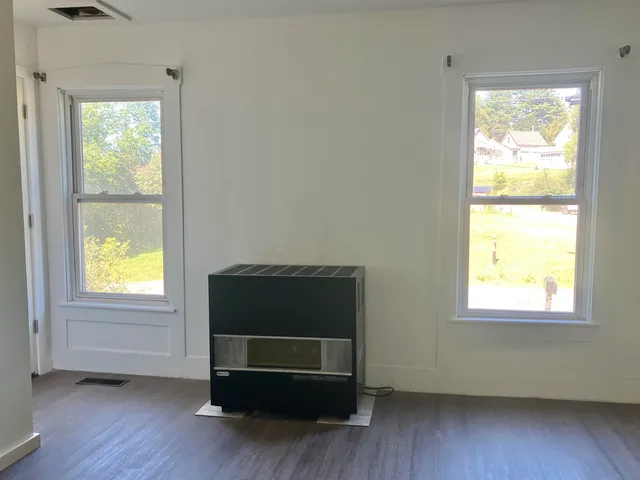 $269,000 | 49 Winter Street, Hardwick, VT 05843