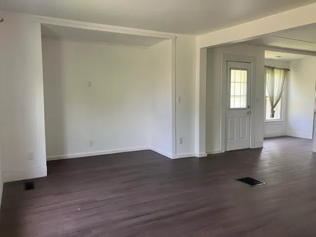 $269,000 | 49 Winter Street, Hardwick, VT 05843