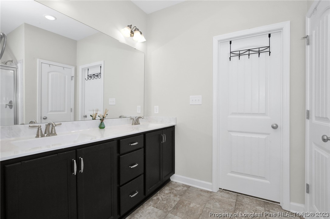 6813 Hunters Den Road Hope Mills, NC 28348 - Photo 20 of 38 Gallery Image 20