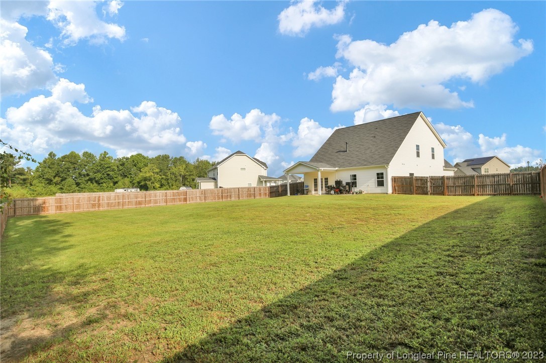 6813 Hunters Den Road Hope Mills, NC 28348 - Photo 36 of 38 Gallery Image 36