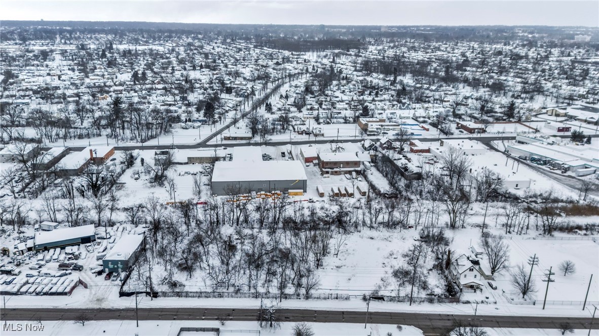 17001 South Miles Road Cleveland, OH 44128 - Photo 10 of 17 View of snowy aerial view