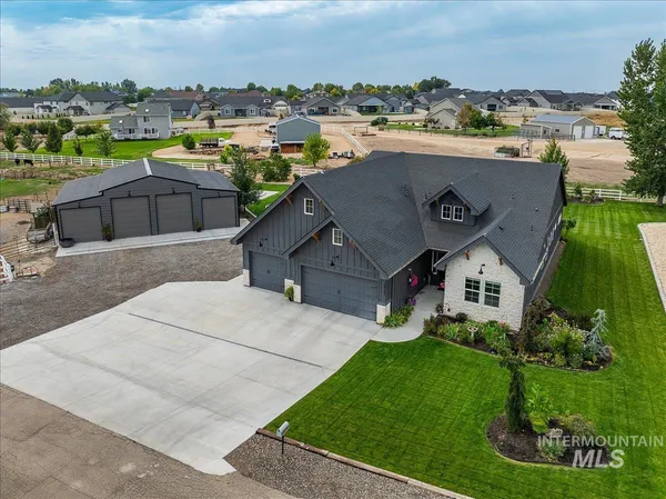 $1,025,000 | 24301 Wanda Way, Middleton, ID 83644