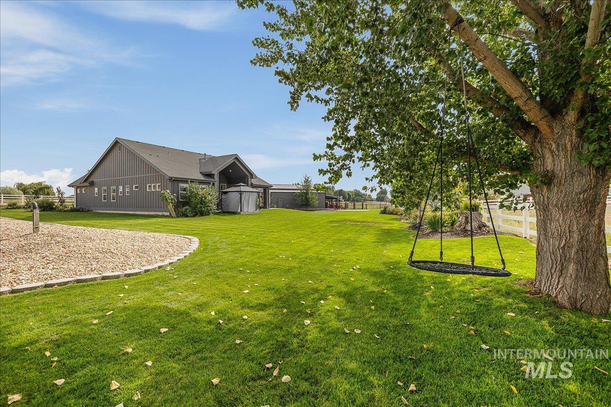 24301 Wanda Way Middleton, ID 83644 - Photo 32 of 50 View of yard