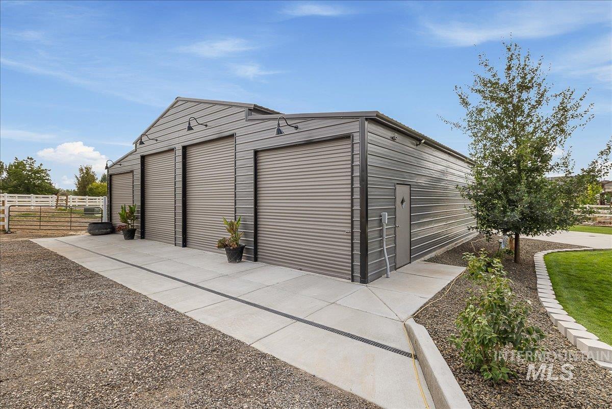 24301 Wanda Way Middleton, ID 83644 - Photo 35 of 50 View of outdoor structure