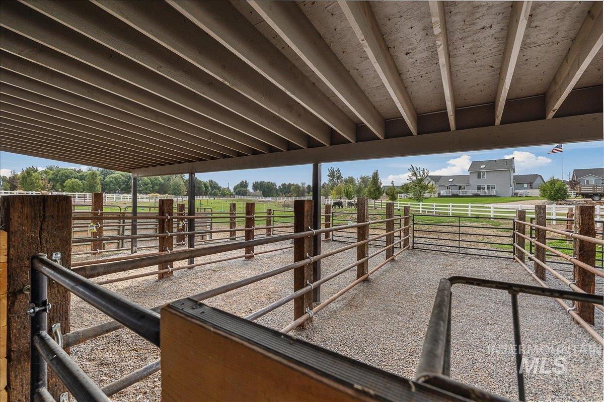 24301 Wanda Way Middleton, ID 83644 - Photo 38 of 50 View of horse barn