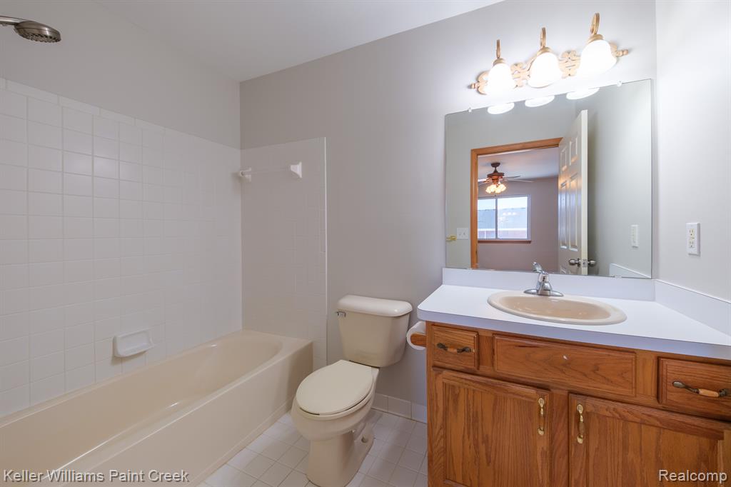 456 Newcastle Lane Romeo, MI 48065 - Photo 17 of 26 Gallery Image 17