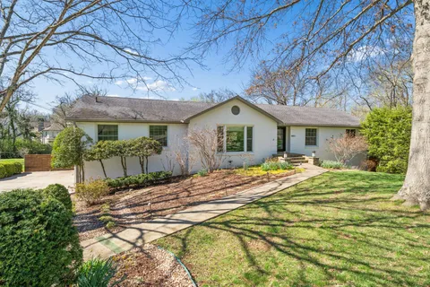 $2,490,000 | 4401 Curtiswood Circle, Nashville, TN 37204