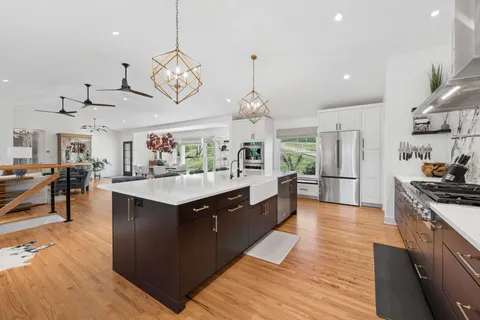 $2,490,000 | 4401 Curtiswood Circle, Nashville, TN 37204