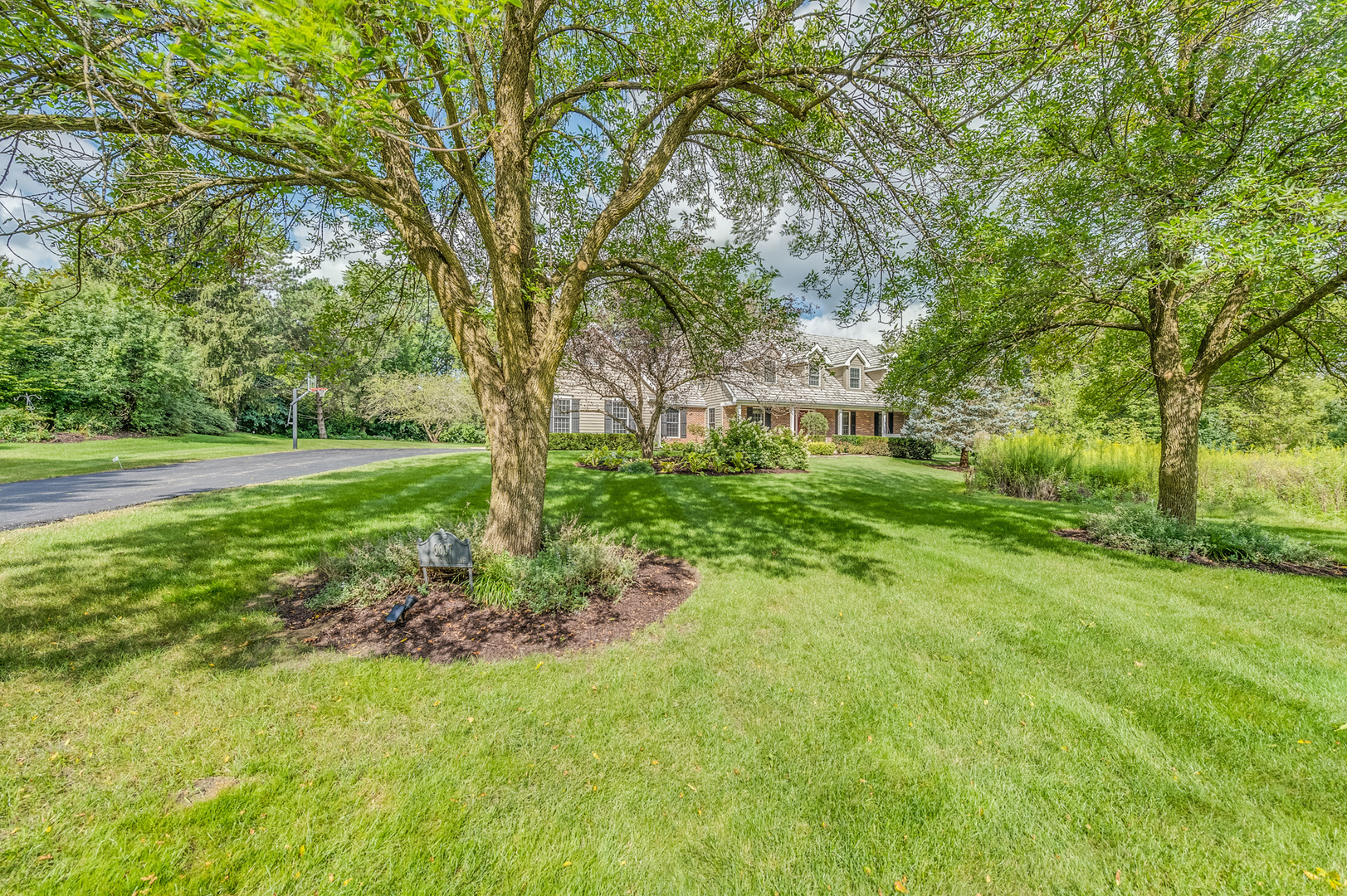 6607 Cobblestone Lane Long Grove, IL 60047 - Photo 2 of 46