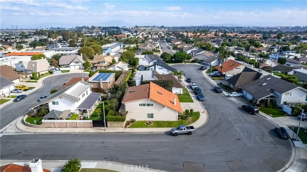 $6,150 | 9531 Borba Circle, Huntington Beach, CA 92646