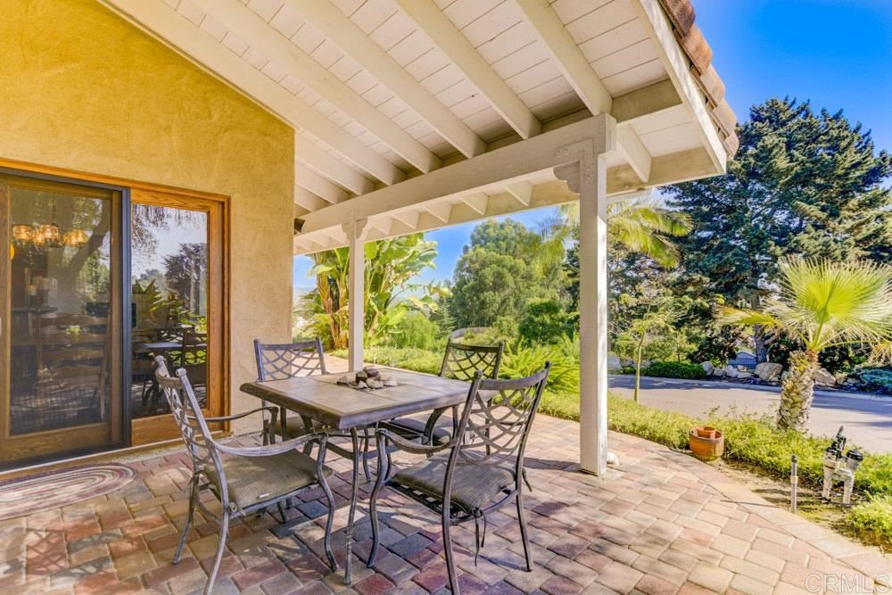 2222 Silver Peak Place Encinitas, CA 92024 - Photo 16 of 32