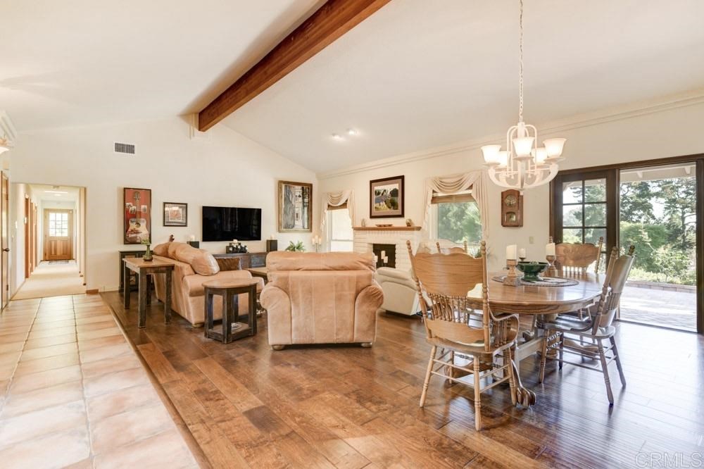 2222 Silver Peak Place Encinitas, CA 92024 - Photo 5 of 32