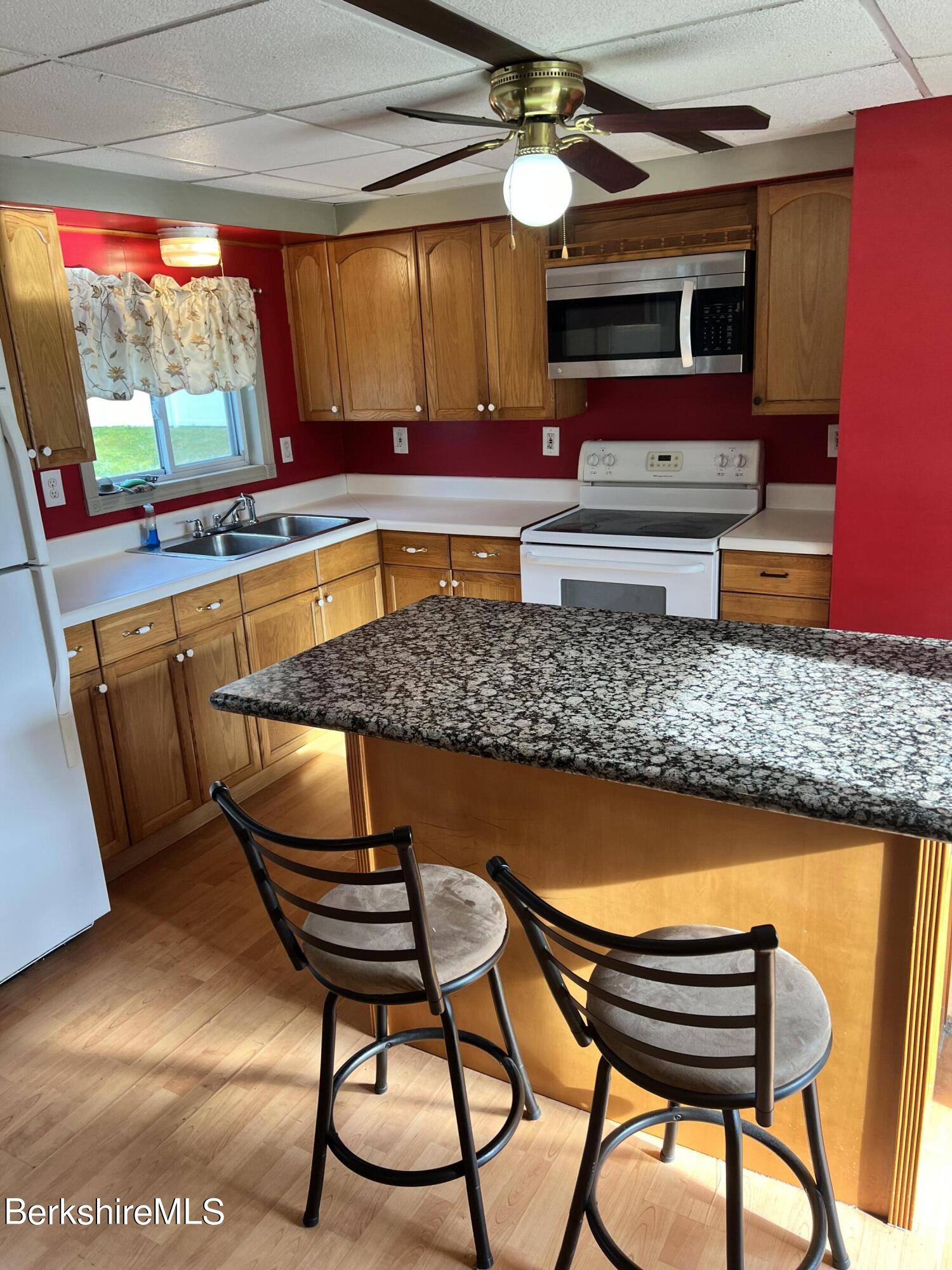 170 South State Road Cheshire, MA 01225 - Photo 4 of 15 Kitchen