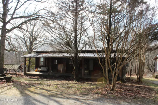 5715 South York Highway, Clarkrange, TN 38553