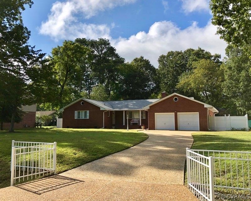 Welcome Home to 507 Meadowfield in Edgehill