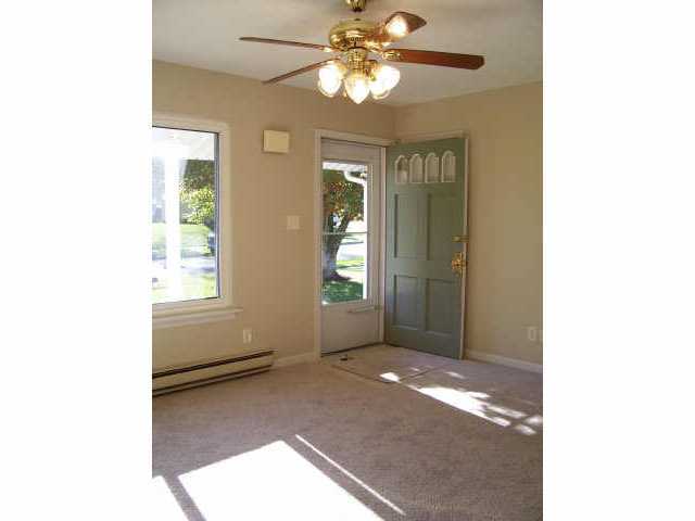 219 Ridgemere Way Lancaster, OH 43130 - Photo 2 of 5 Gallery Image 2