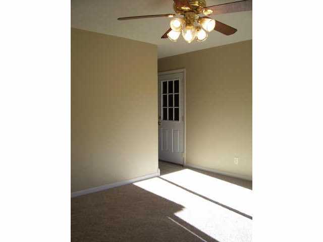 219 Ridgemere Way Lancaster, OH 43130 - Photo 3 of 5 Gallery Image 3