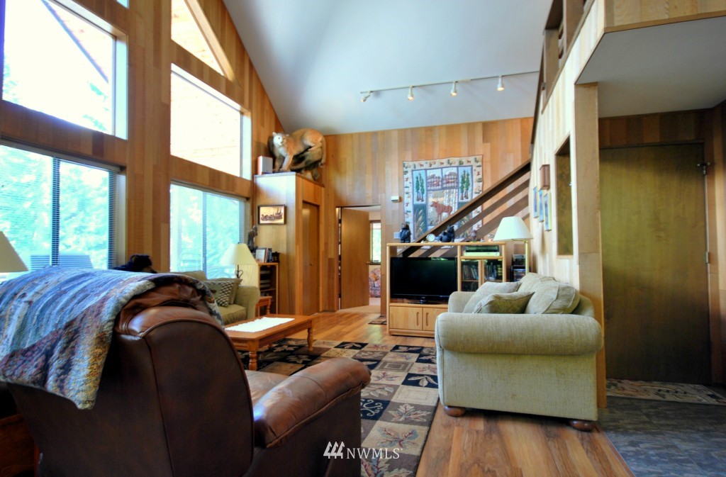 3391 Via Kachess Road Easton, WA 98925 - Photo 5 of 25 Gallery Image 5