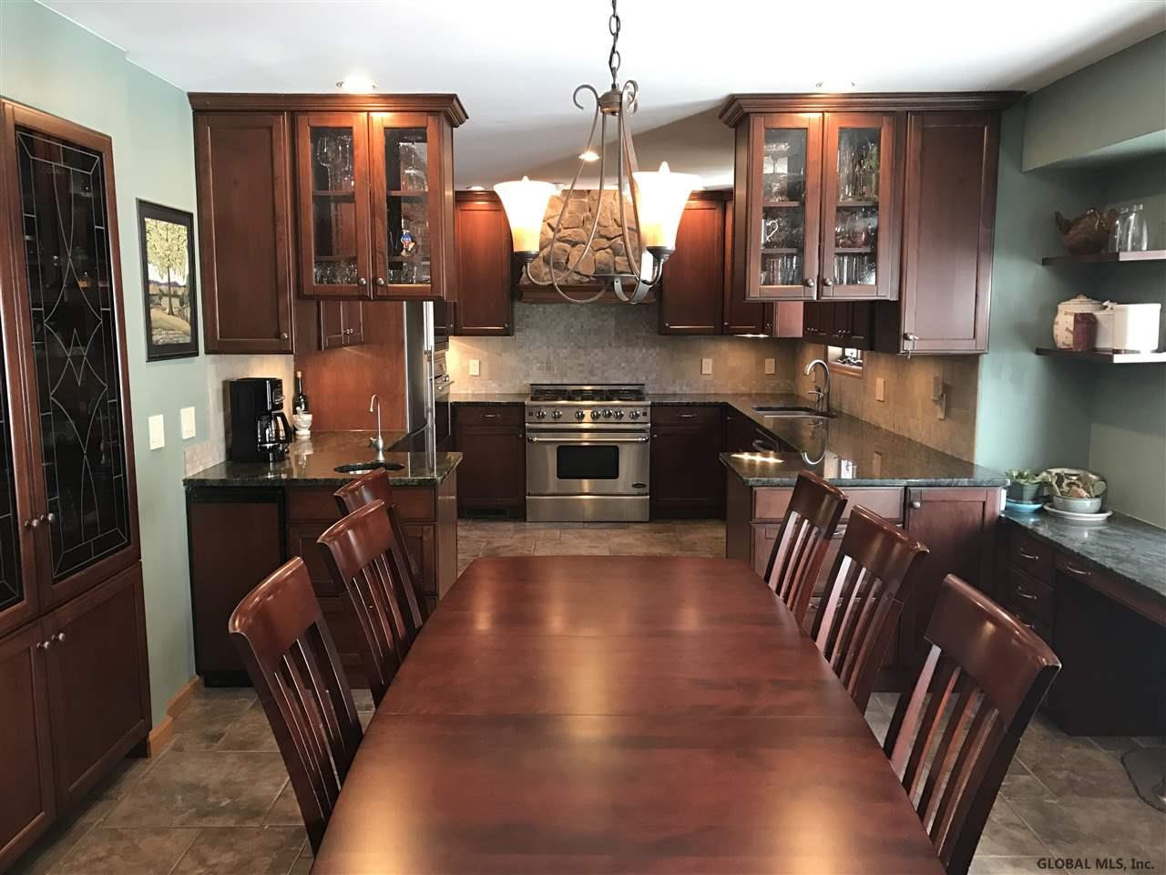 60 McCormack Road Bethlehem, NY 12159 - Photo 4 of 24 Photo 4