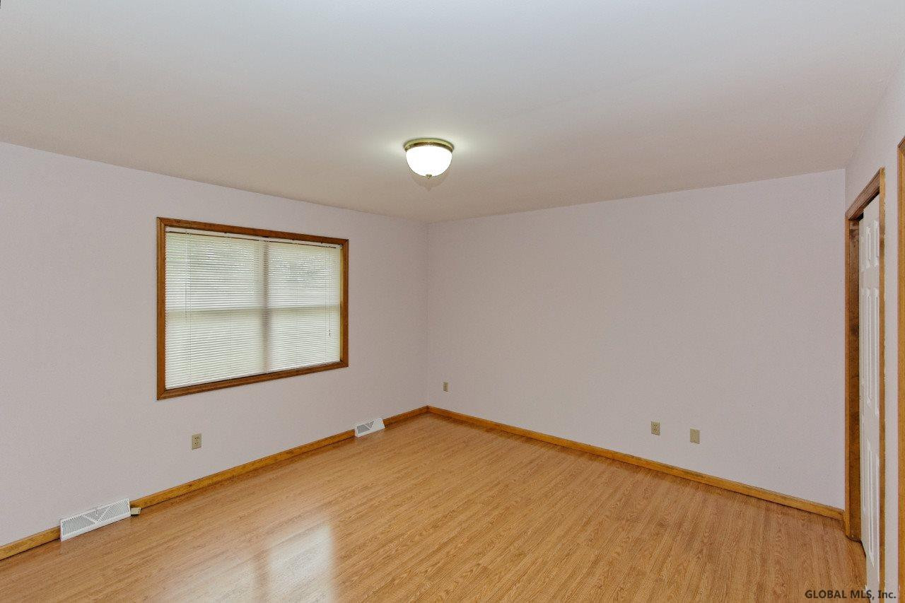 60 McCormack Road Bethlehem, NY 12159 - Photo 8 of 24 Photo 8