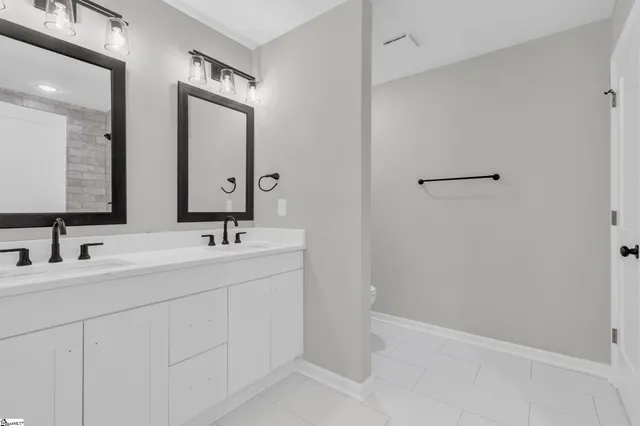 $329,000 | 180 West Griffith Street, Woodruff, SC 29388