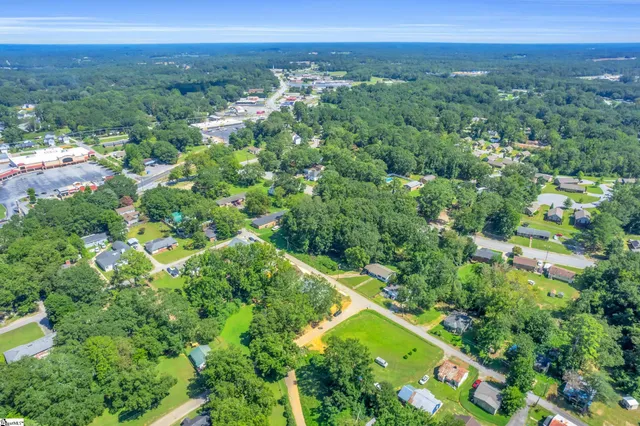 $329,000 | 180 West Griffith Street, Woodruff, SC 29388