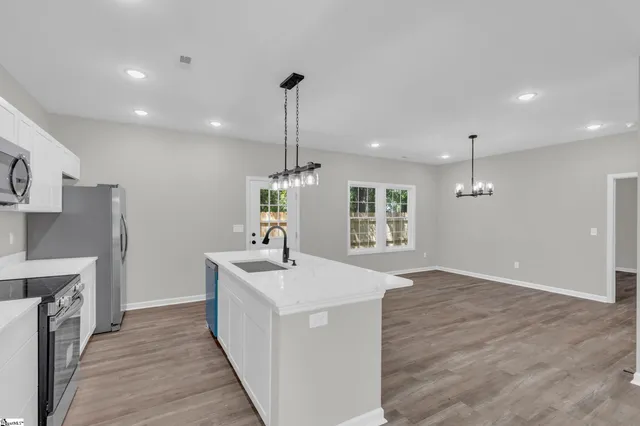 $329,000 | 180 West Griffith Street, Woodruff, SC 29388