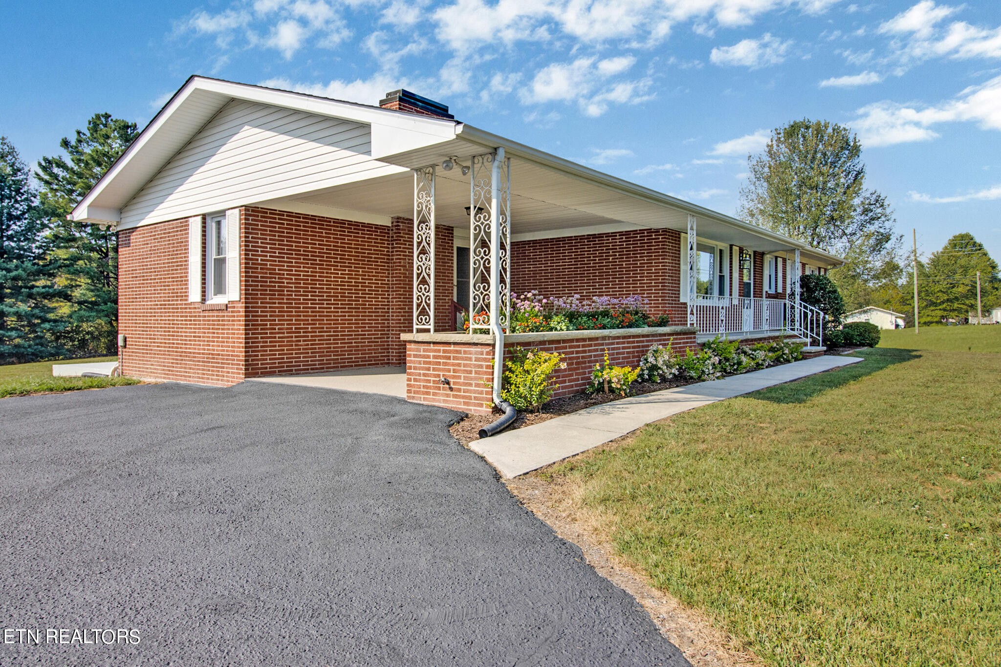 3939 Lantana Road Crossville, TN 38572 - Photo 5 of 43 Gallery Image 5