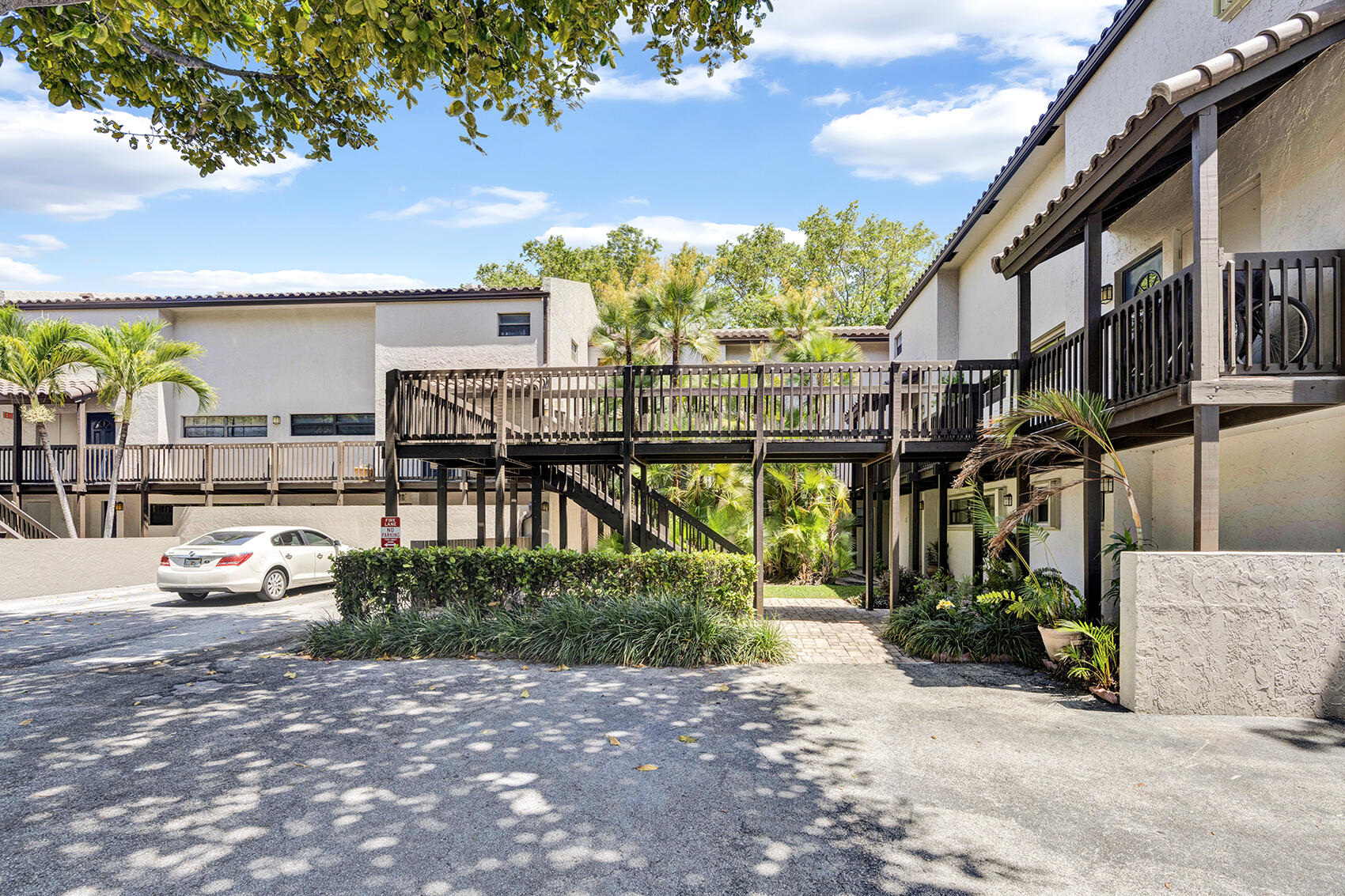 149 Northwest 70th Street, Unit 205B Boca Raton, FL 33487 - Photo 3 of 29 AR502950