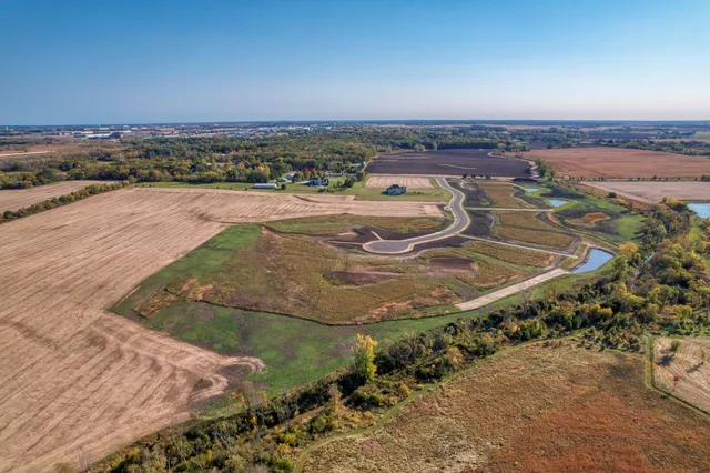 $214,900 | Lt14 Lt14 Highland Way, Sturtevant, WI 53177