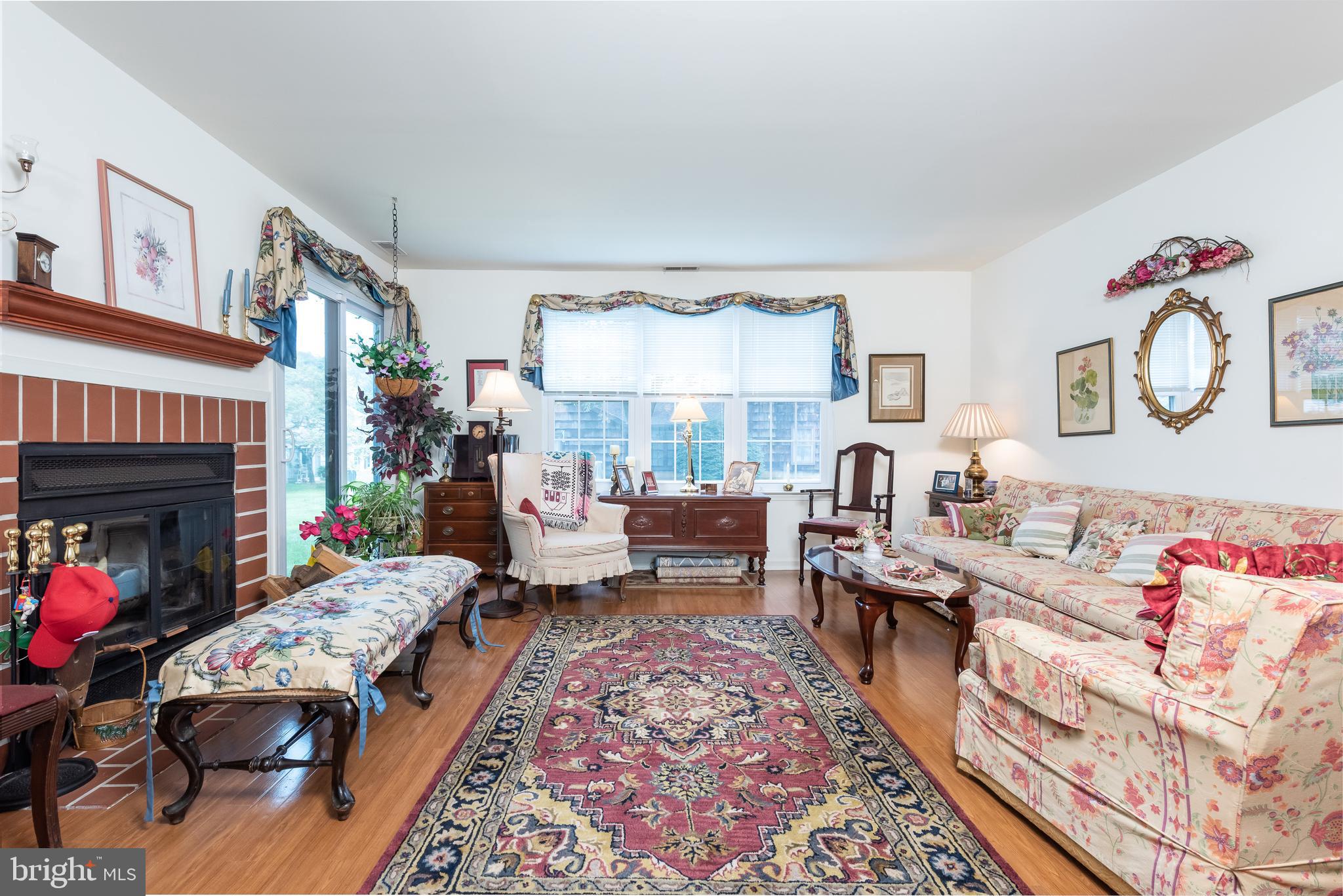 28 Rittenhouse Court Chesterbrook, PA 19087 - Photo 4 of 17