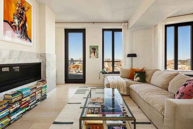 a black and white photo of a picture