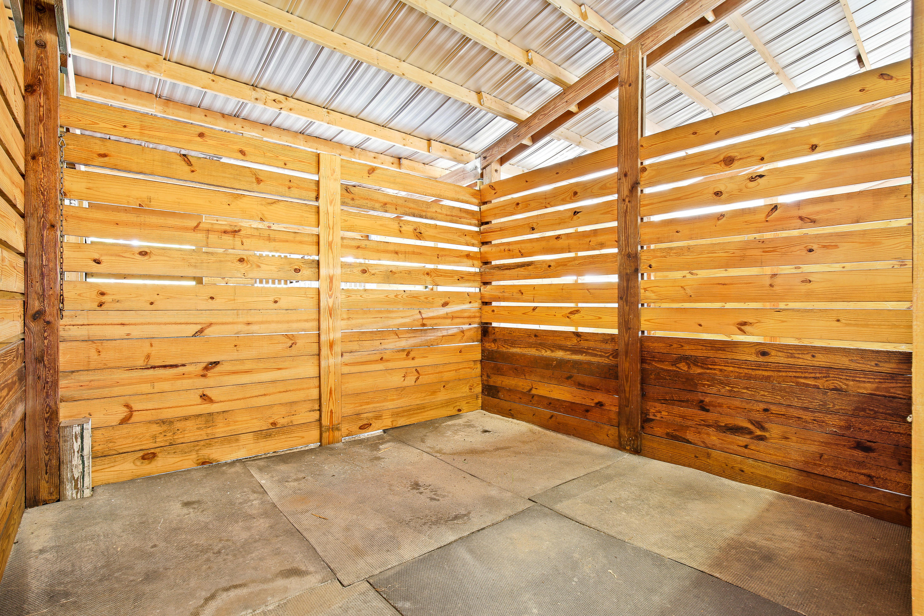 1462 F Road Loxahatchee, FL 33470 - Photo 3 of 17 12X12 MATTED STALLS