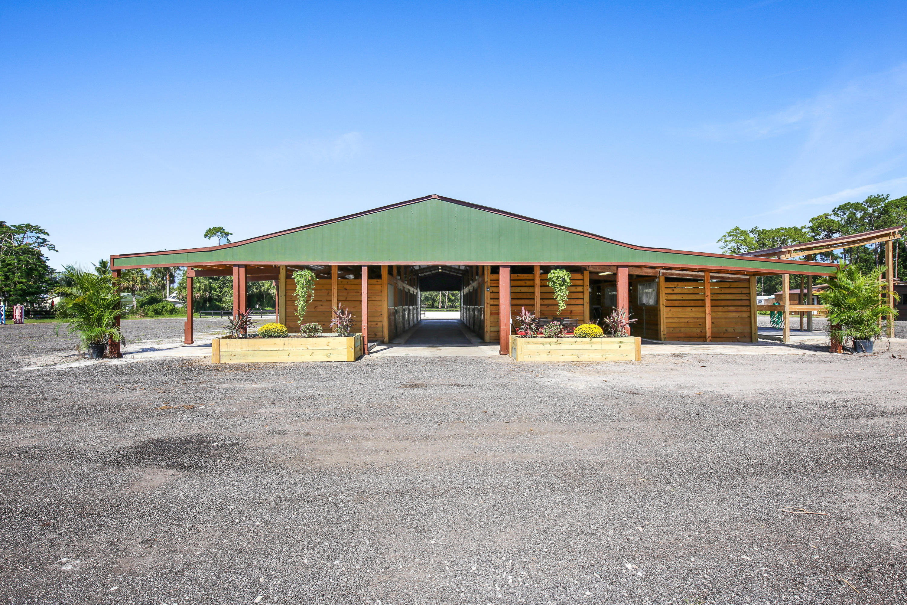 1462 F Road Loxahatchee, FL 33470 - Photo 4 of 17 BARN A