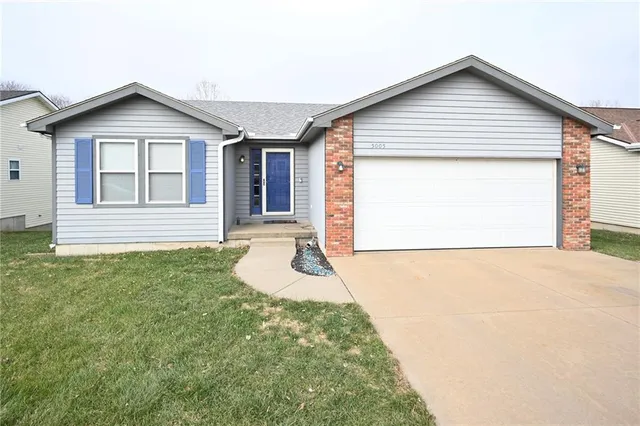 $335,000 | 5005 University Avenue, St. Joseph, MO 64503