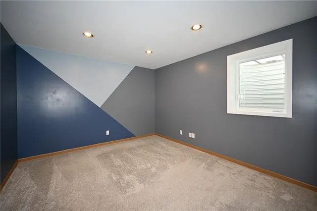 $335,000 | 5005 University Avenue, St. Joseph, MO 64503