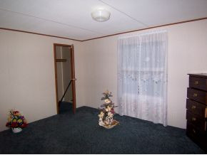 233 Spring Valley Circle Gate City, VA 24251 - Photo 6 of 10 Master bedroom